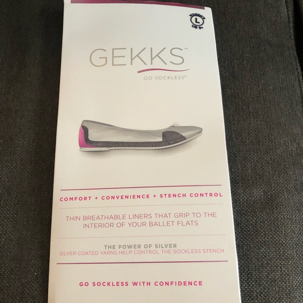 GEKKS Large FLATS Socks. *NEVER WORN*